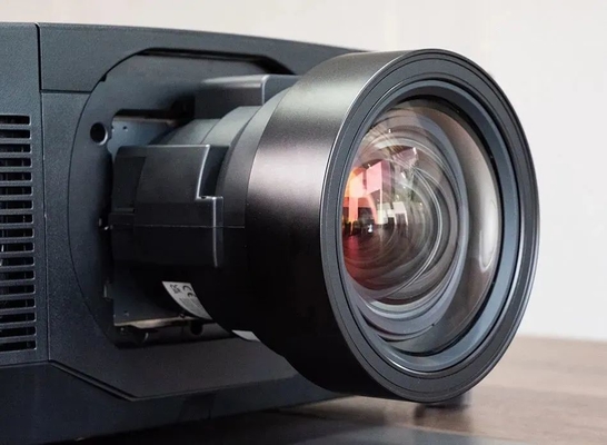 Flyin EL-G36KU 4K 7D Hologram Laser Projector met 3LCD 30K ANSI Lumens voor Buitenbouw 3D Mapping Large Venue Pro