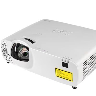 Flyin 5500 ANSI Lumens Native 4K 3LCD Laser Projector Short Throw HDBaseT voor onderwijs 3D Mapping